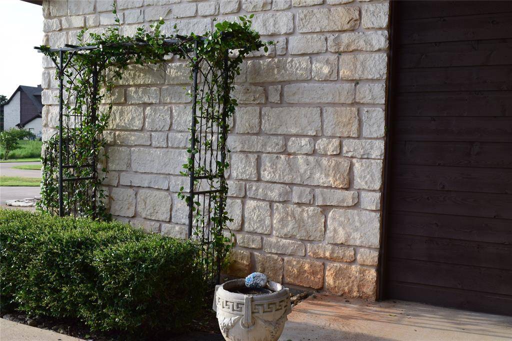 Whitney, TX 76692,27101 Meadowmore Court