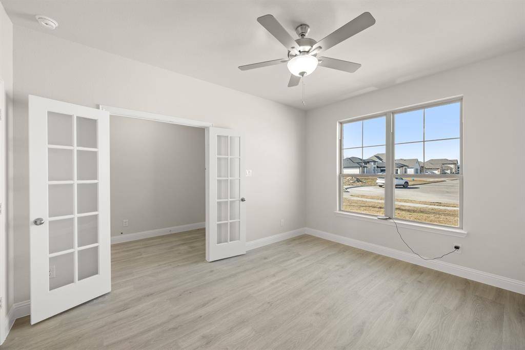 Desoto, TX 75115,931 Richard Pittmon Drive