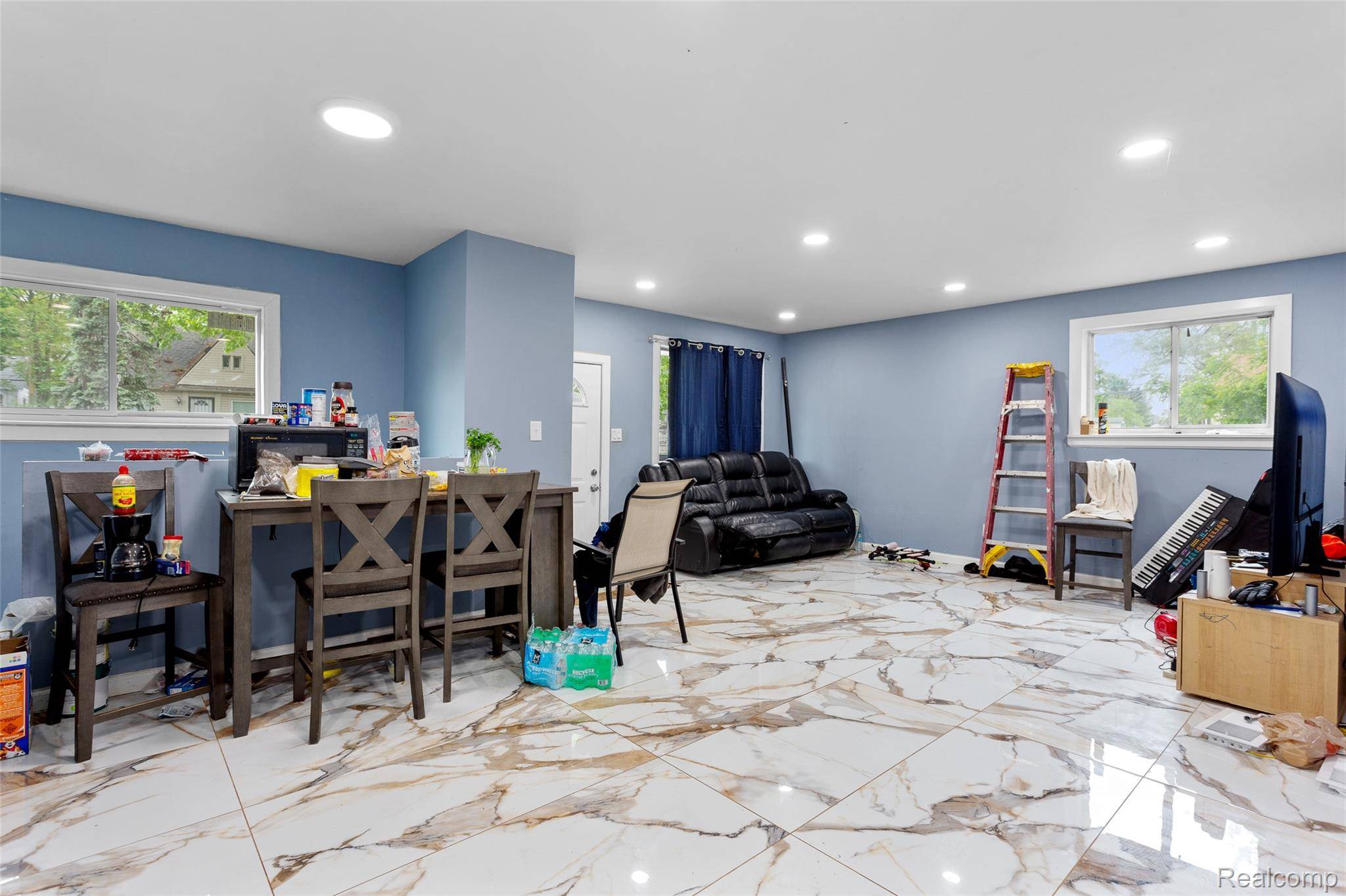 Detroit, MI 48221,20038 Santa Rosa DR