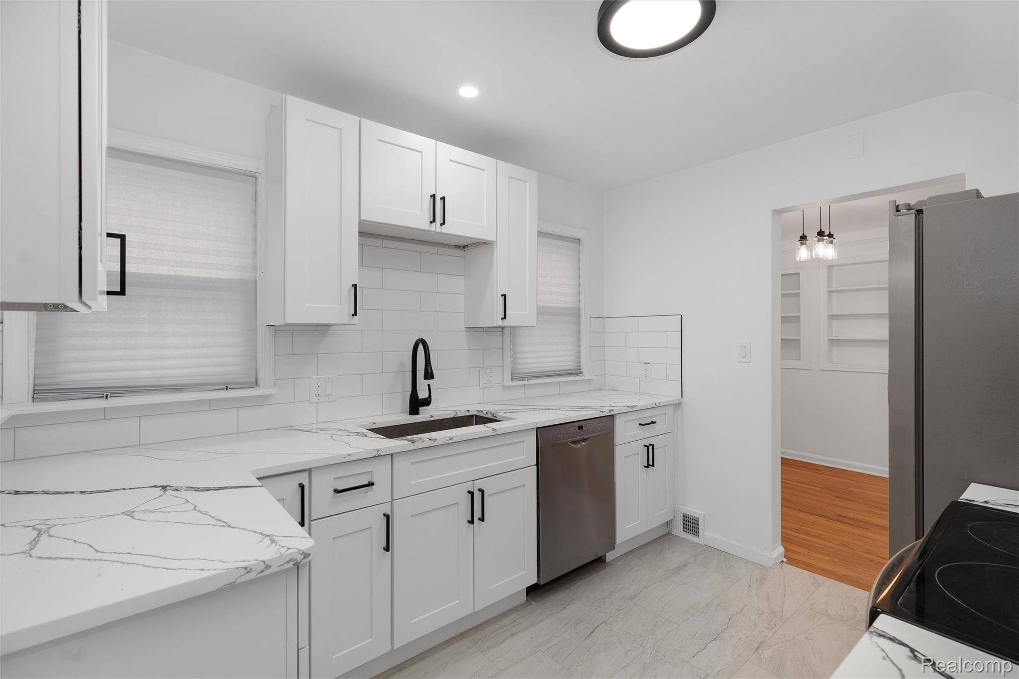 Redford, MI 48239,11314 Hazelton