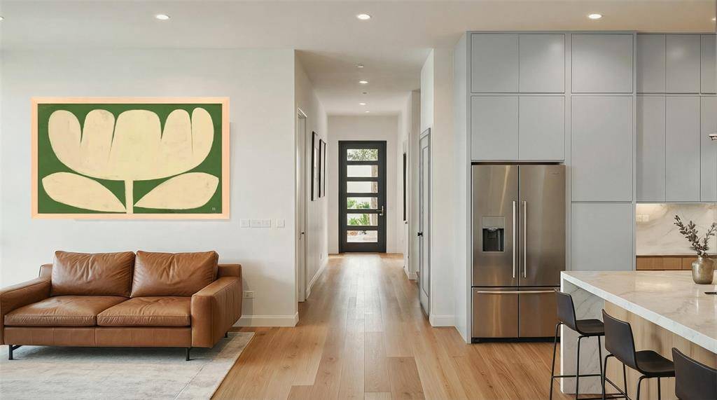 Dallas, TX 75212,1711 Morris Street