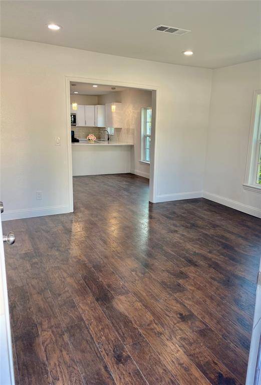 Fort Worth, TX 76106,3001 ROSS Avenue