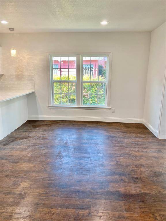 Fort Worth, TX 76106,3001 ROSS Avenue