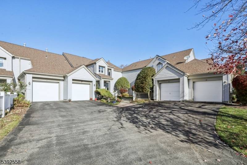 Hardyston Twp., NJ 07419,27 Harker Hill Dr #27