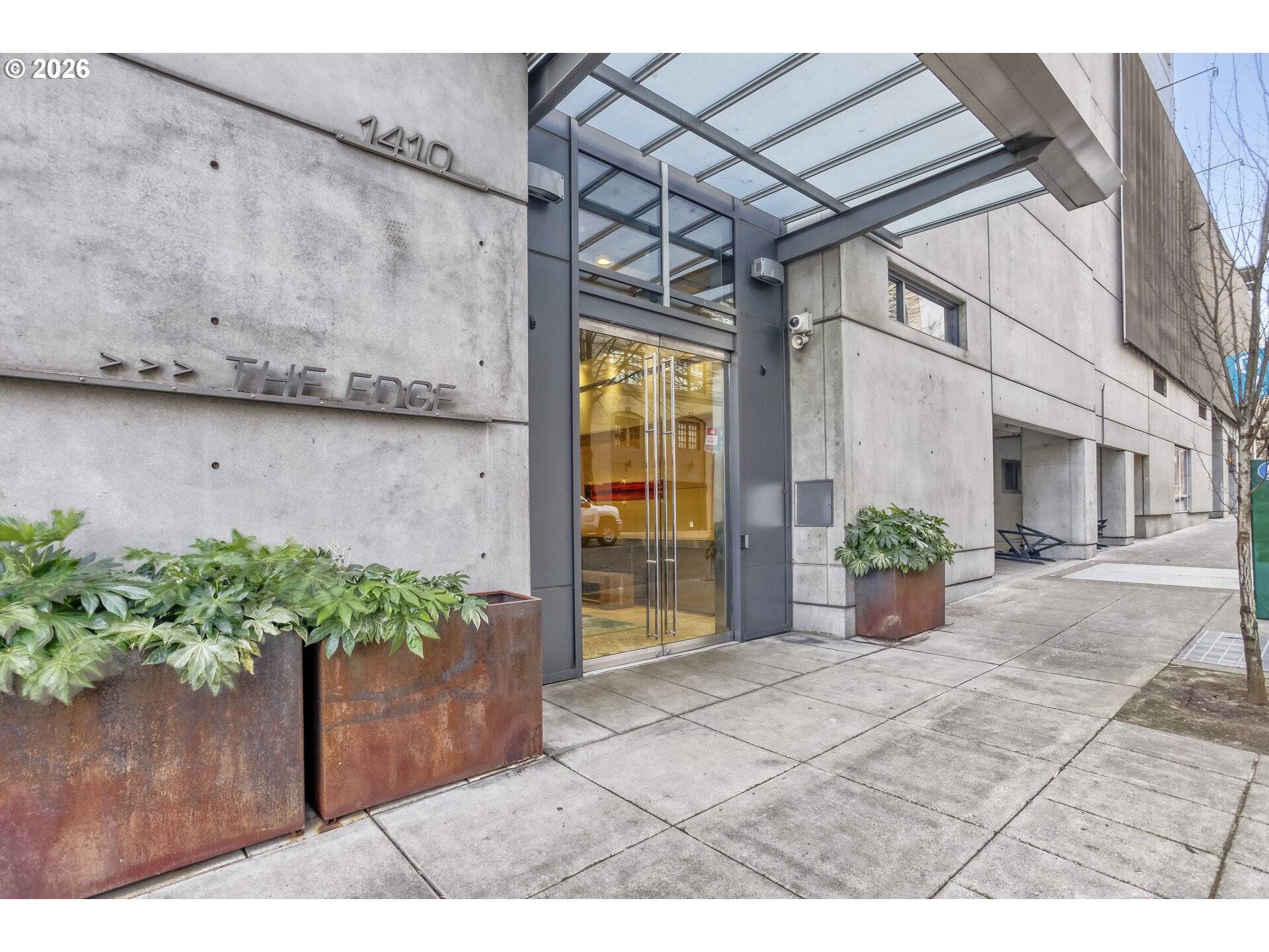 Portland, OR 97209,1410 NW KEARNEY ST #909