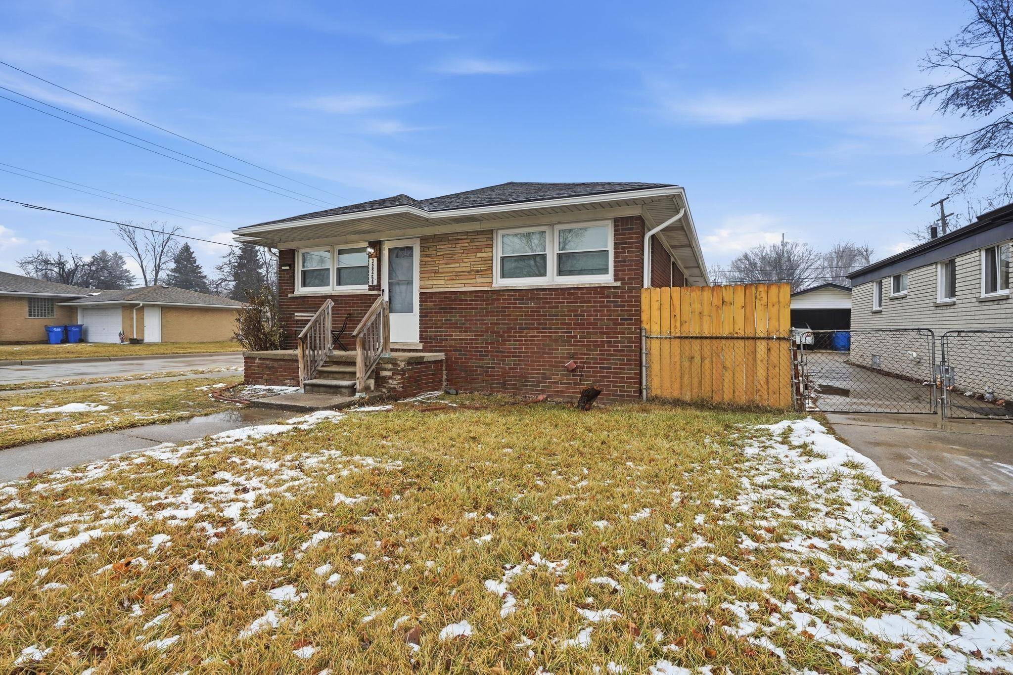 Warren, MI 48093,32260 Linderman AVE