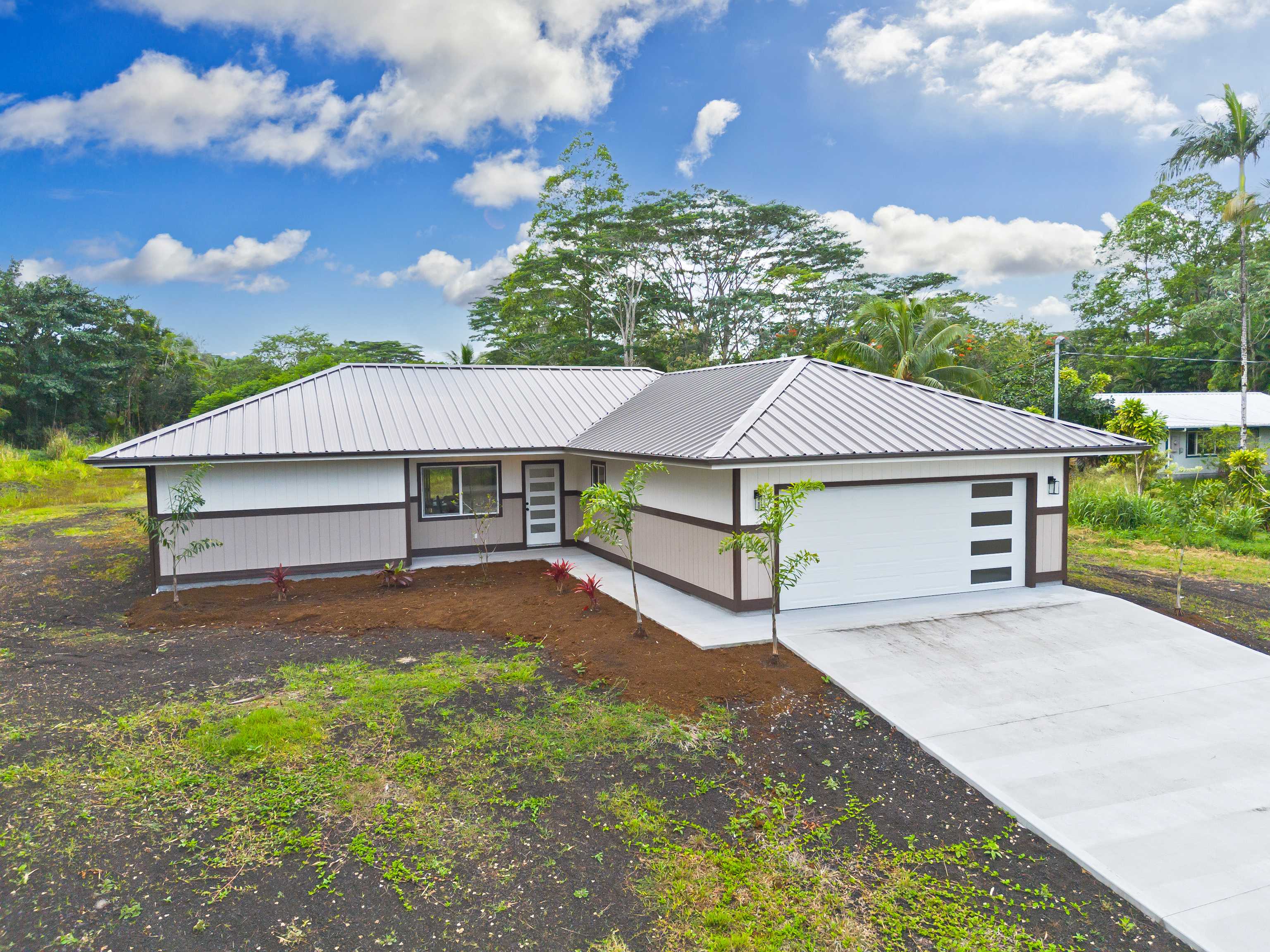 Keaau, HI 96749,15-1926 10TH AVE