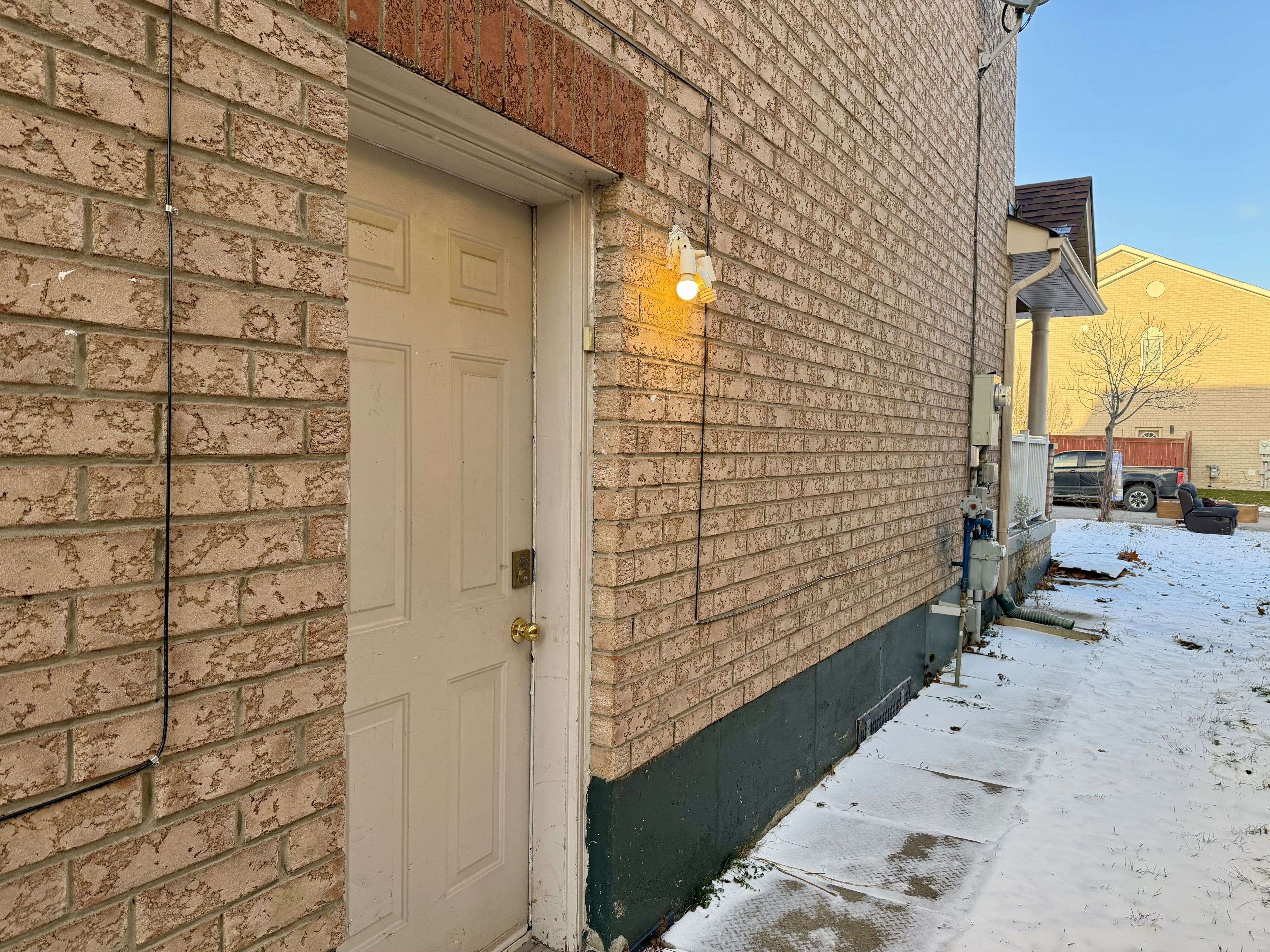 Brampton, ON L6Y 5J3,4 Hefferon CT