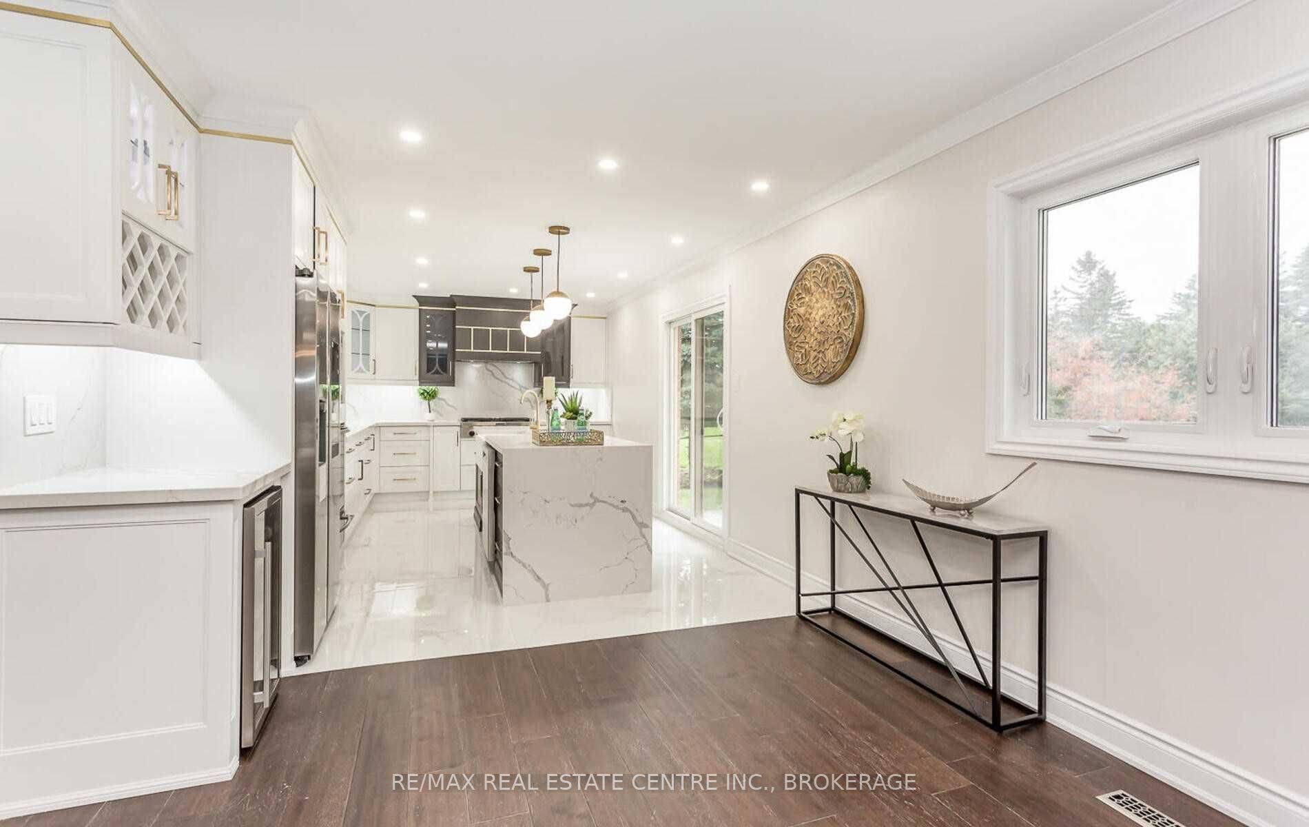 Caledon, ON L7K 0V1,4 Blue Horizon CT