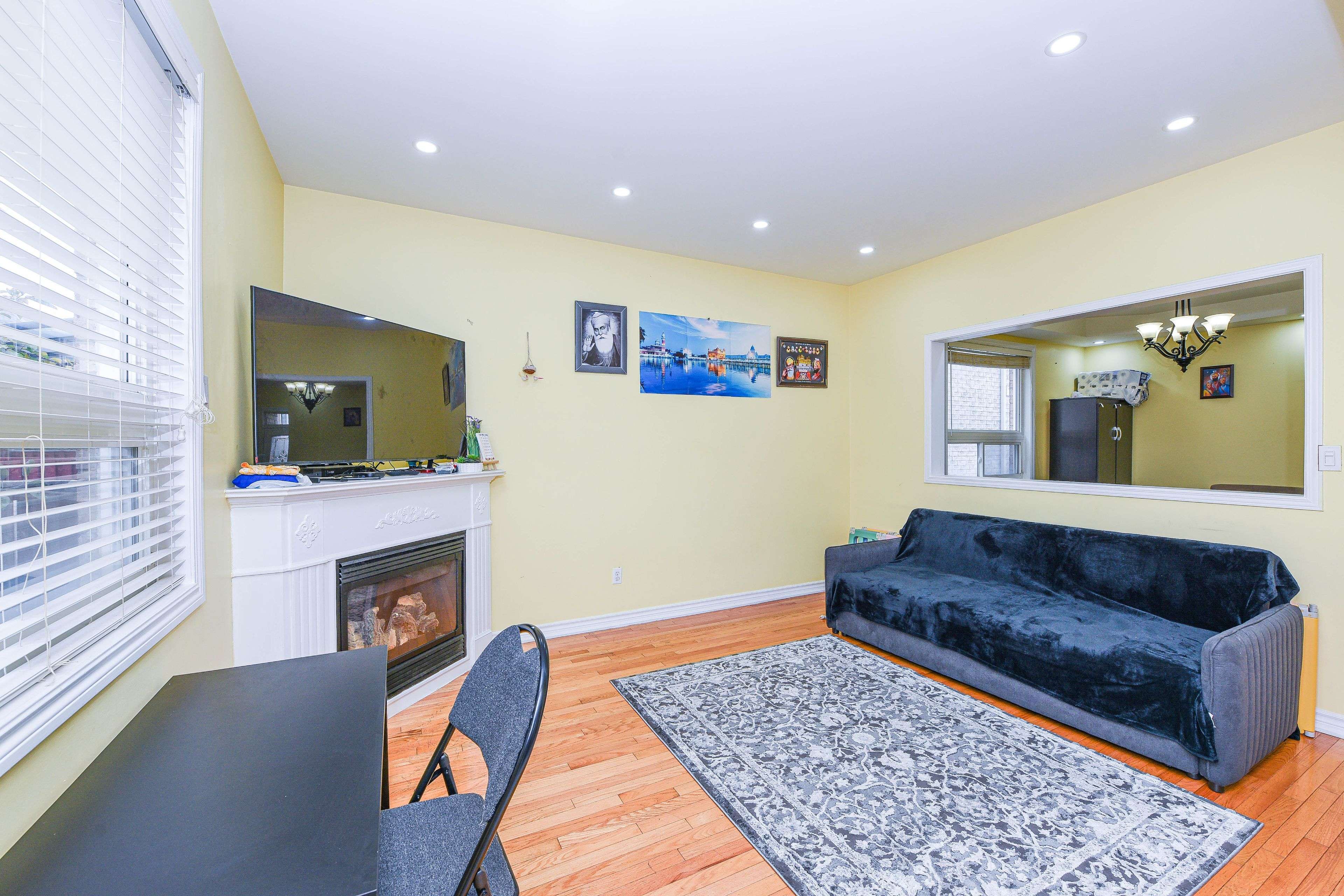 Brampton, ON L6R 0P3,50 Severin ST