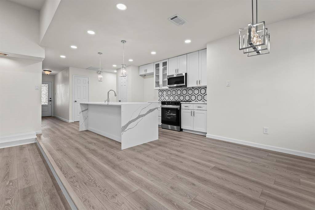 Arlington, TX 76006,1901 Sabine Pass Lane