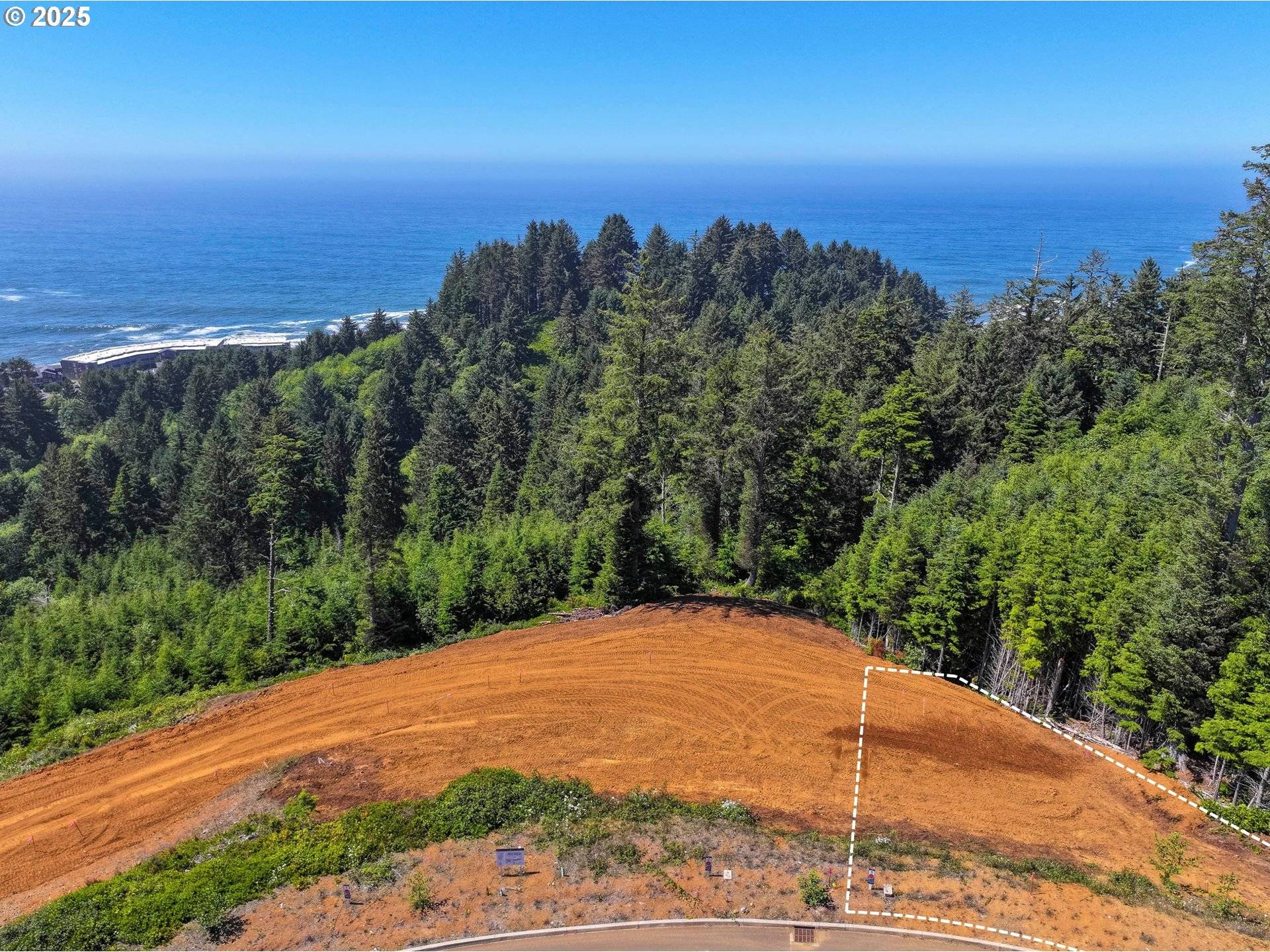 NE Lillian LN #3, Depoe Bay, OR 97341