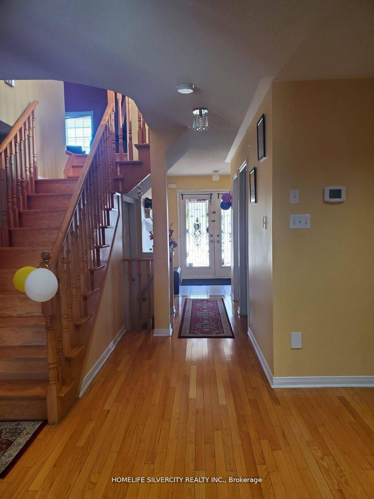 Brampton, ON L7A 2B6,30 Sheepberry TER