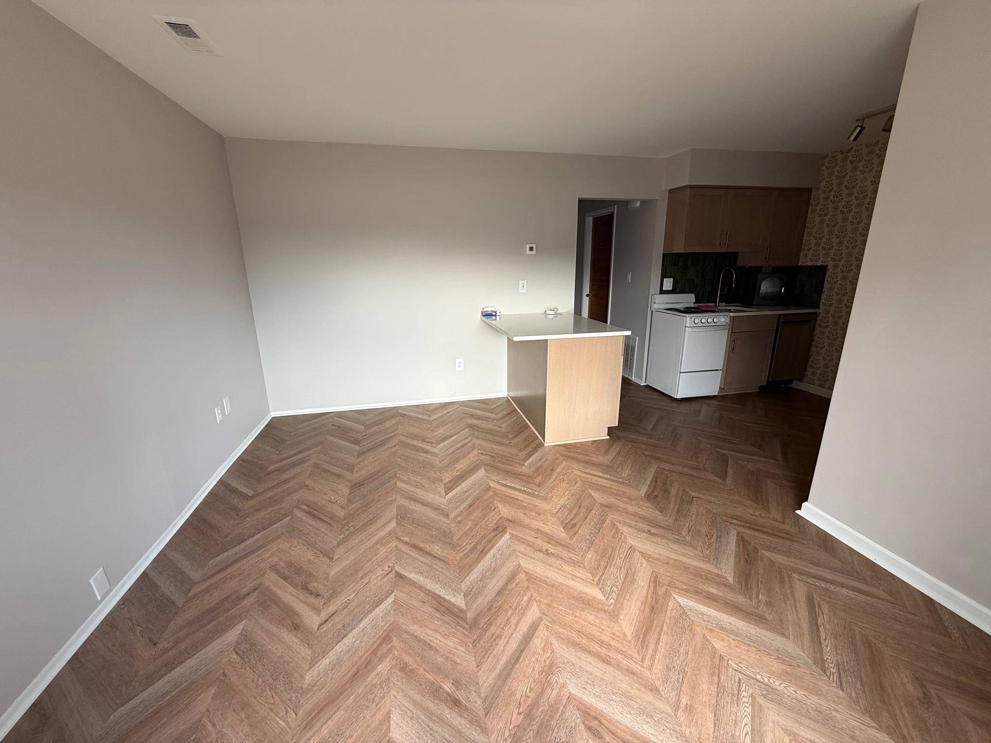 MI 48035,20355 15 Mile RD