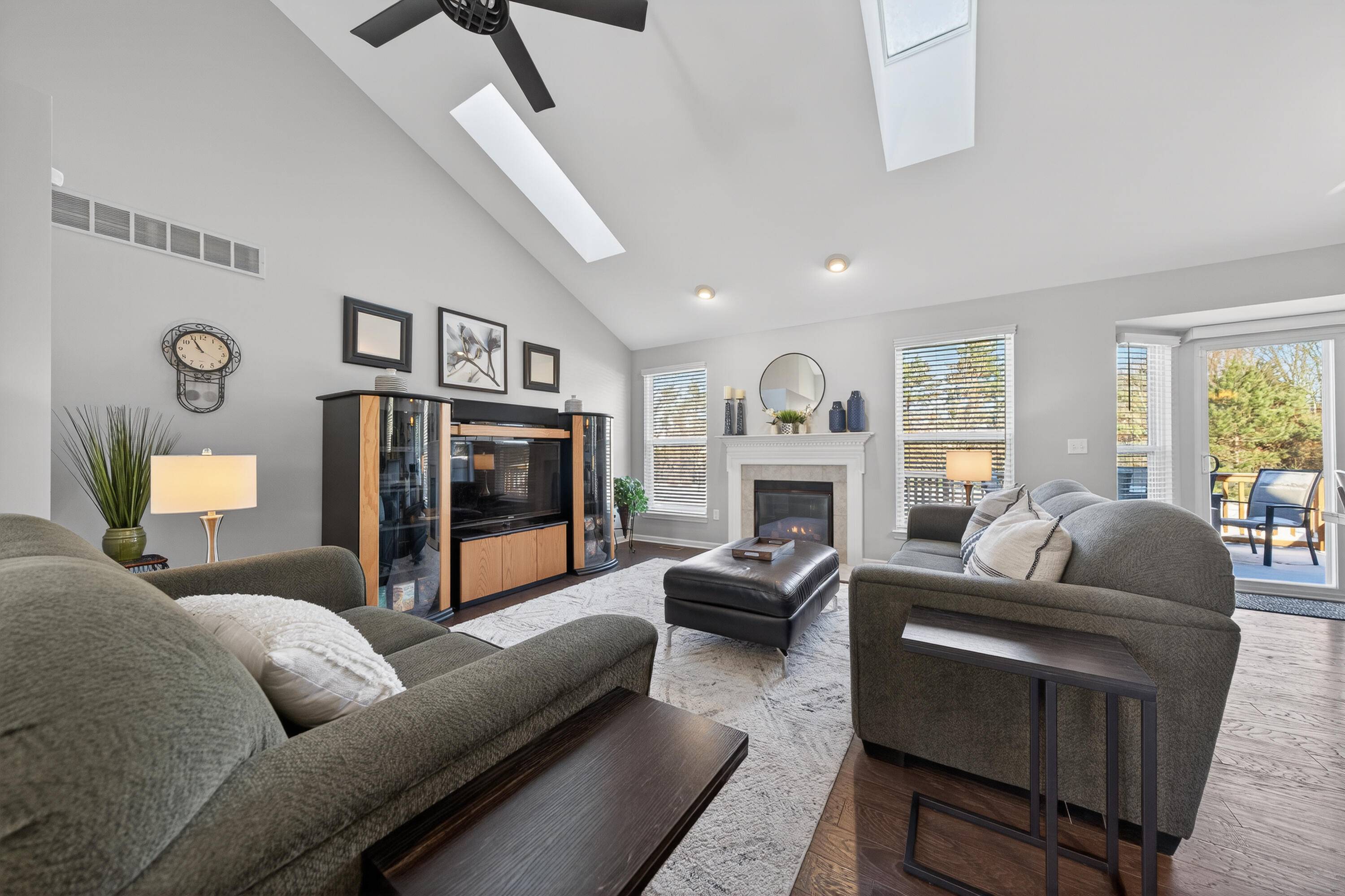 Commerce Twp, MI 48390,1510 Andover CIR