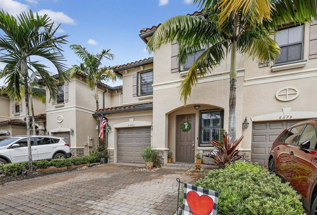 Davie, FL 33314,6585 N Anise Ct