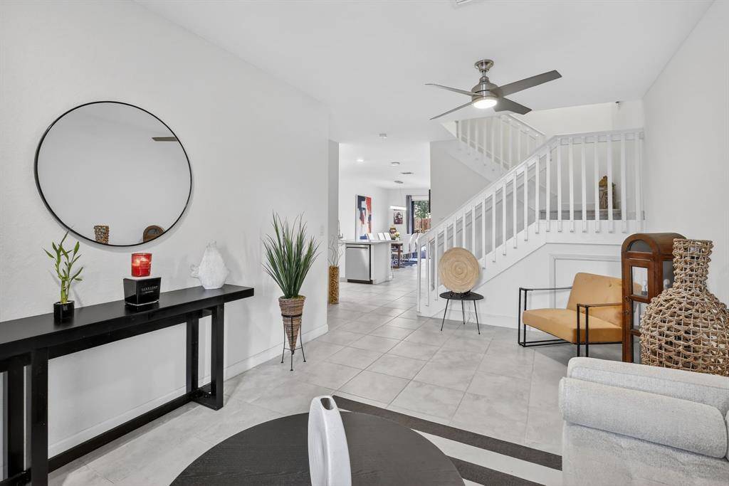 Davie, FL 33314,6585 N Anise Ct