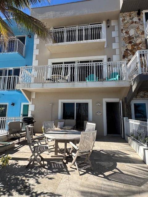 Hollywood, FL 33019,777 S Surf Rd #C