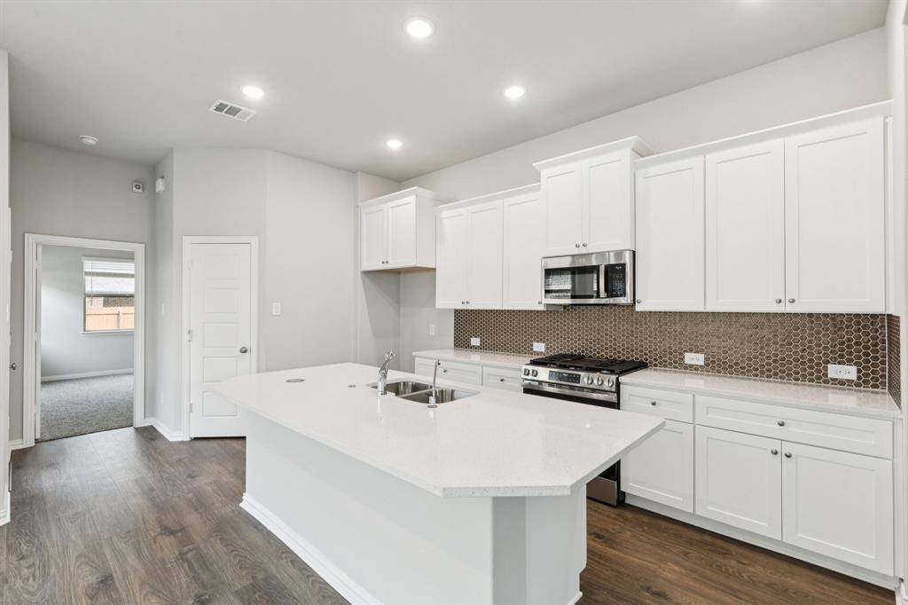 Heartland, TX 75114,4126 Beale Street