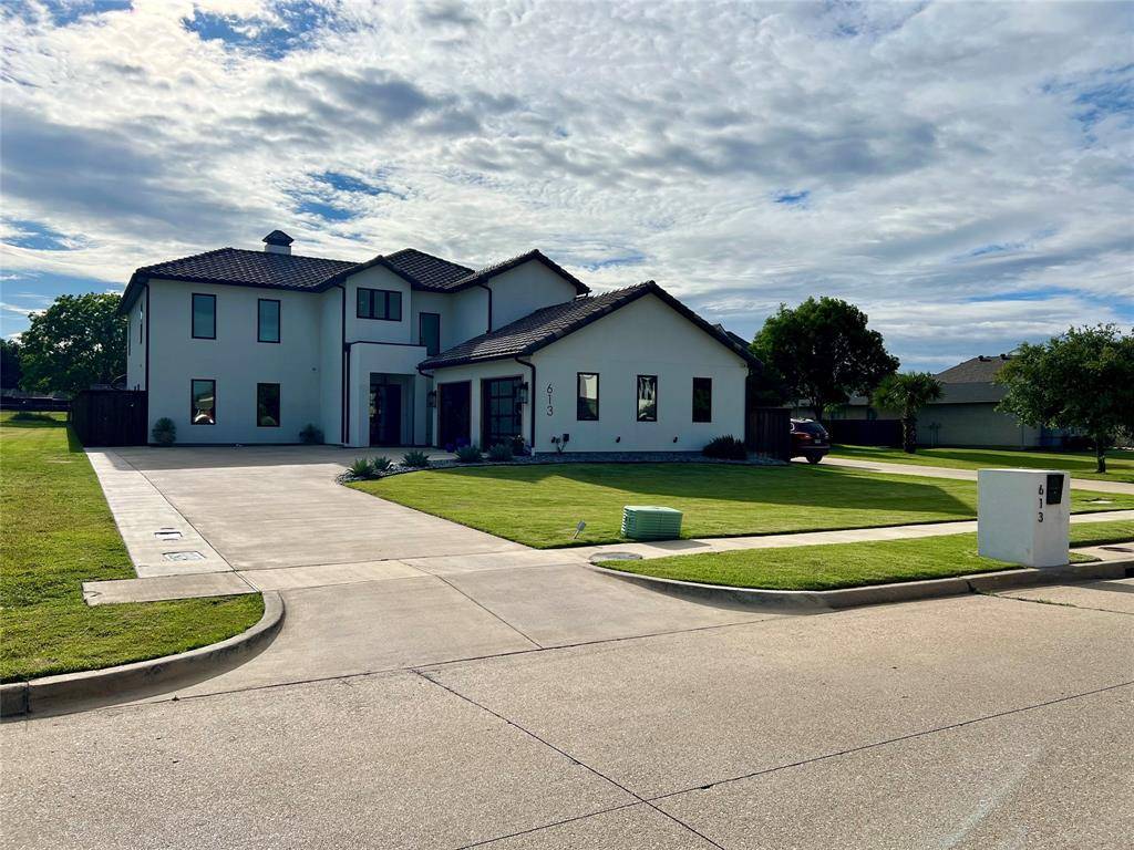 Kennedale, TX 76060,613 Wildcat Way