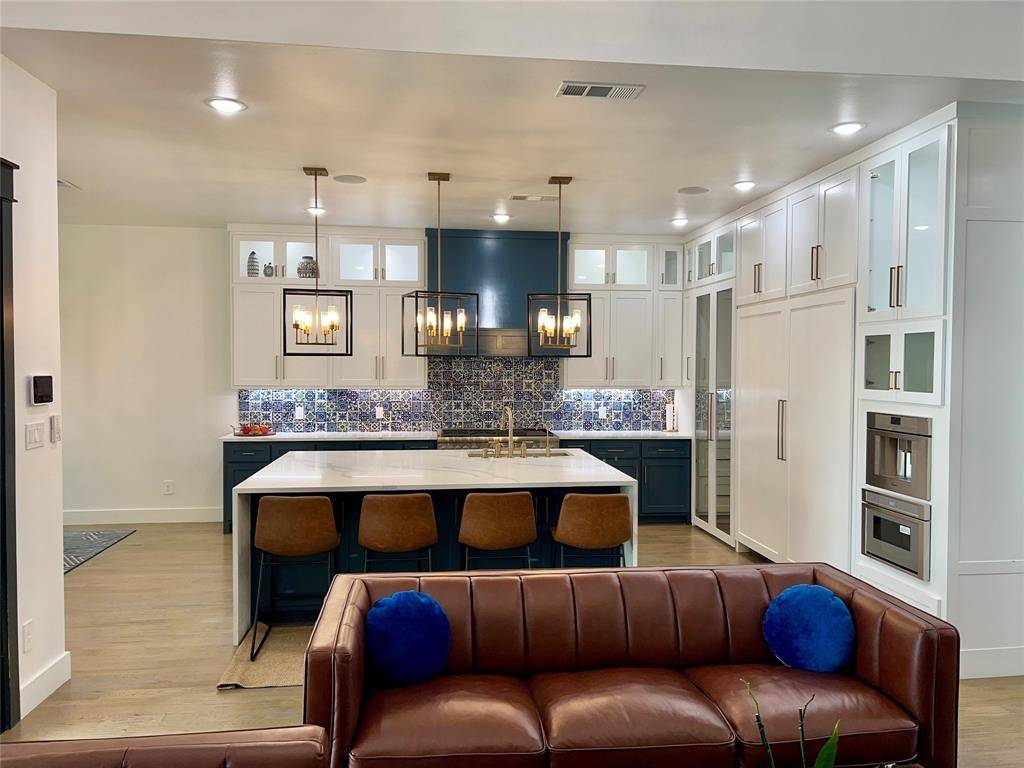 Kennedale, TX 76060,613 Wildcat Way