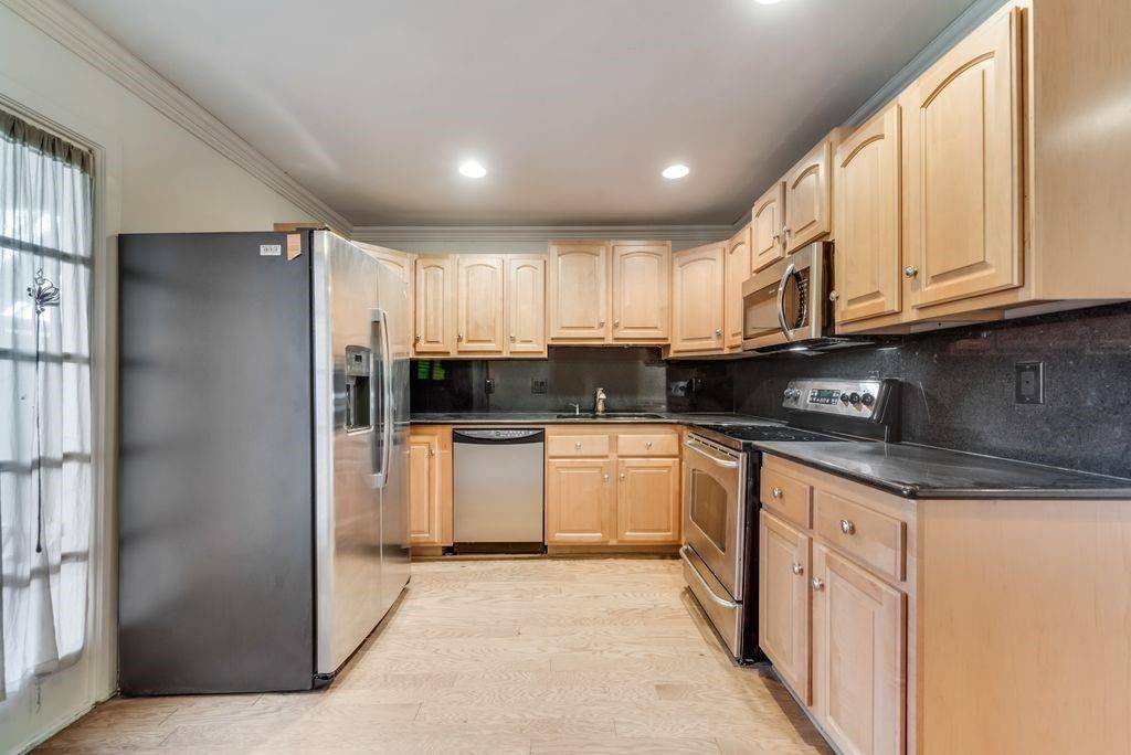 5226 Fleetwood oaks Avenue #115, Dallas, TX 75235