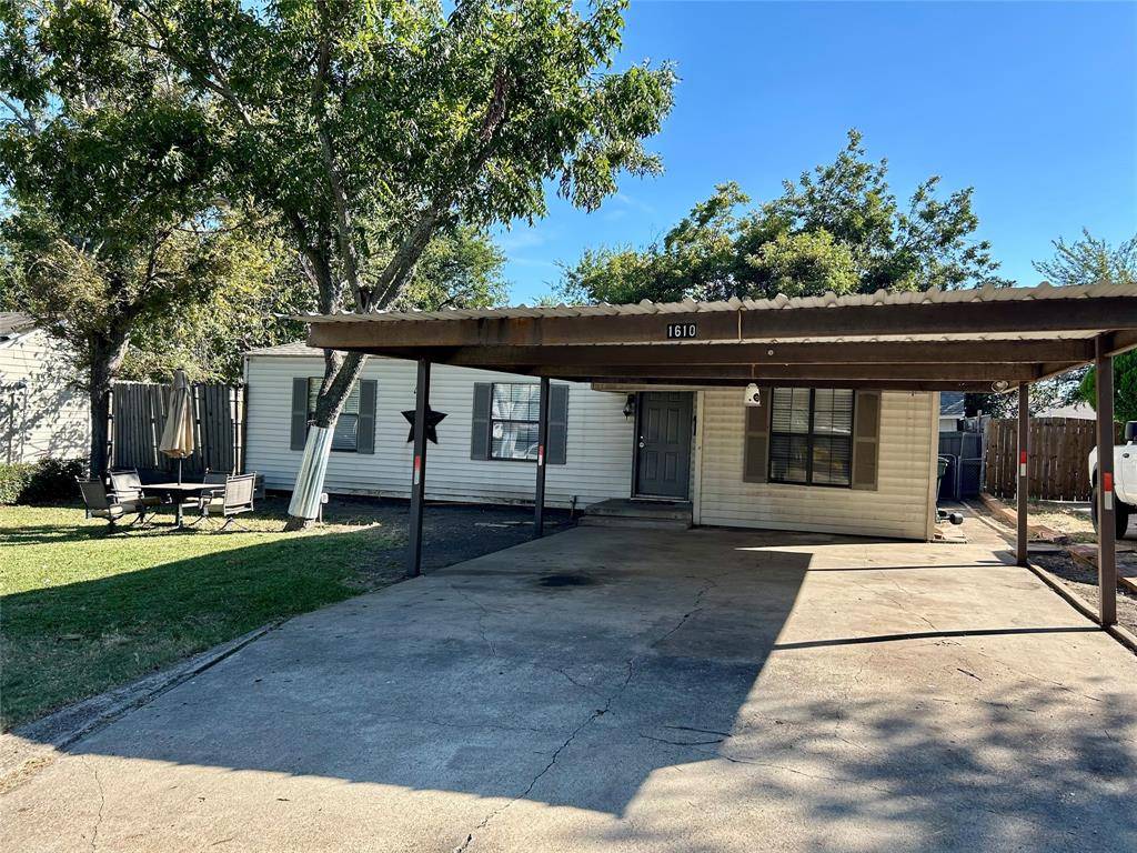 Garland, TX 75042,1610 Davis Boulevard