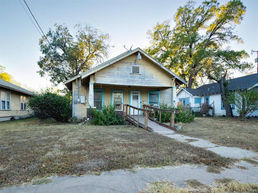 Brownwood, TX 76801,1703 7th Street