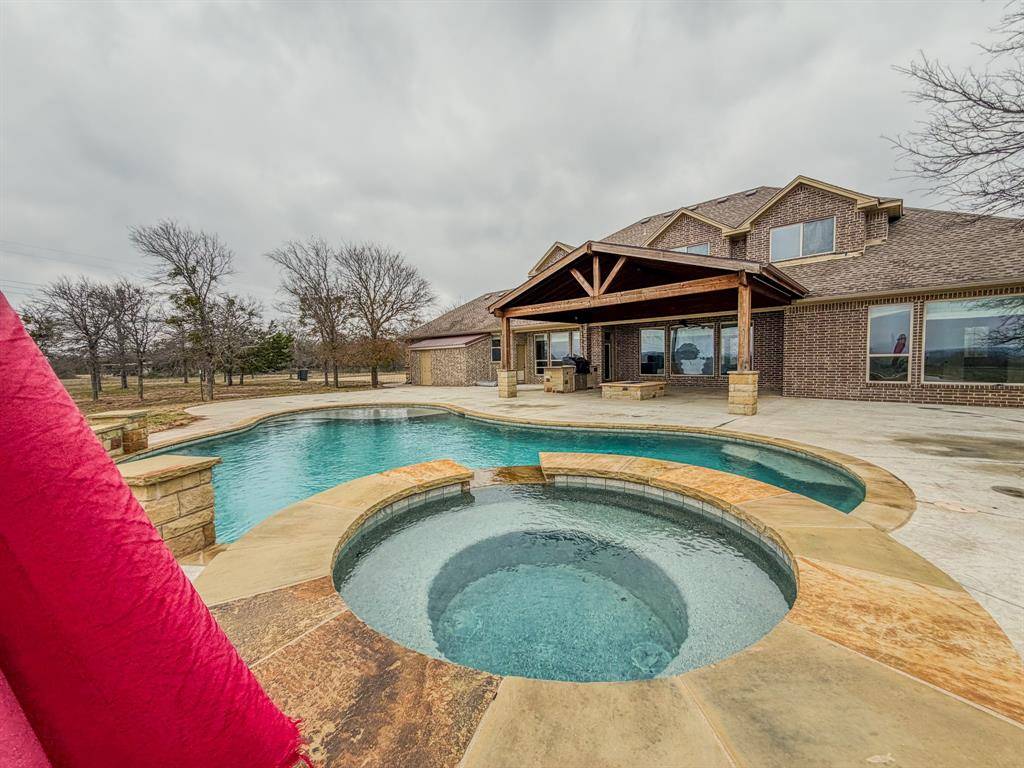 Weatherford, TX 76085,1600 Oak Ridge Estates