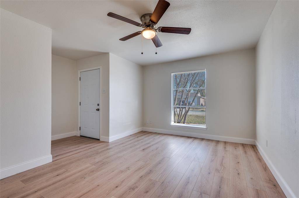 Mesquite, TX 75150,2527 Larchmont Drive