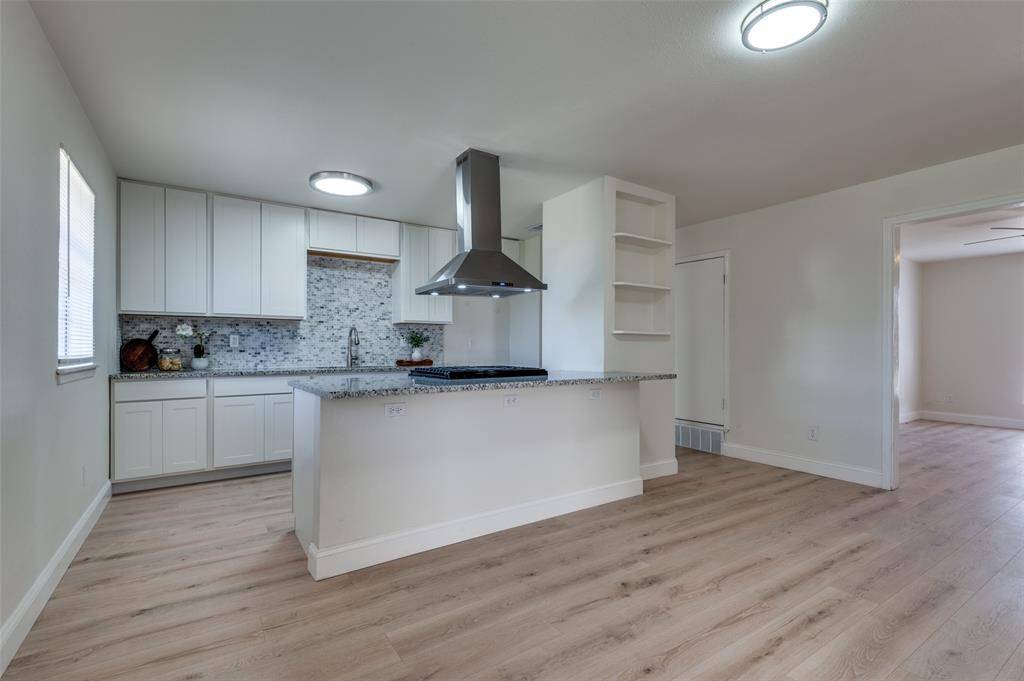 Mesquite, TX 75150,2527 Larchmont Drive