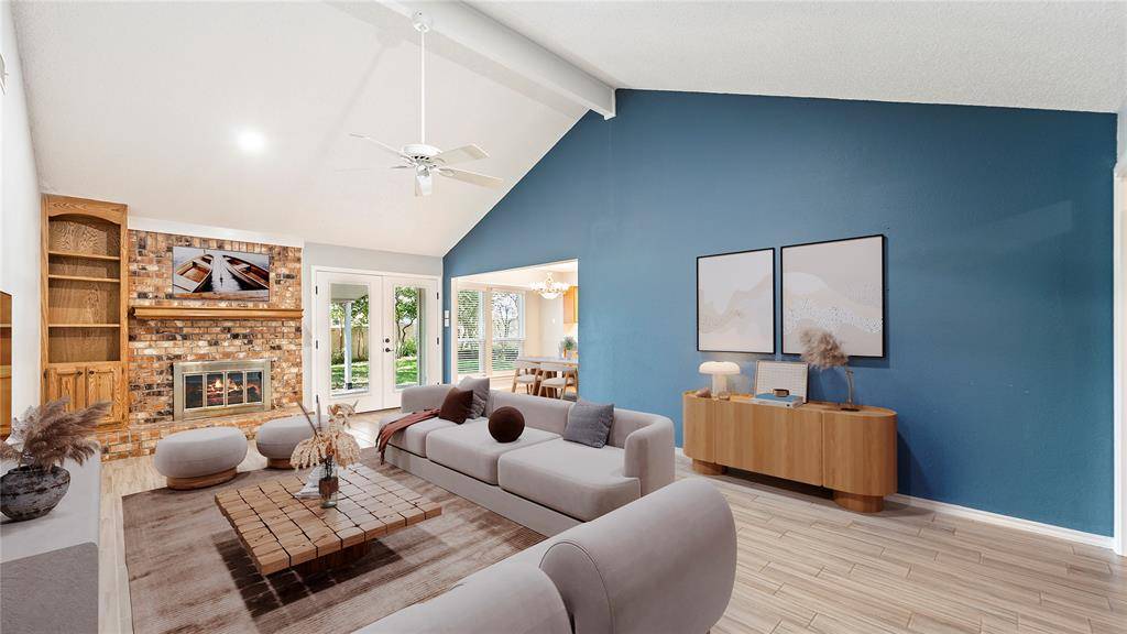 Benbrook, TX 76126,476 Meadowhill Drive