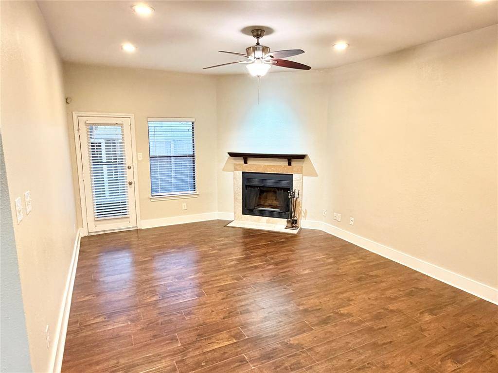 Dallas, TX 75231,7340 Skillman Street #401