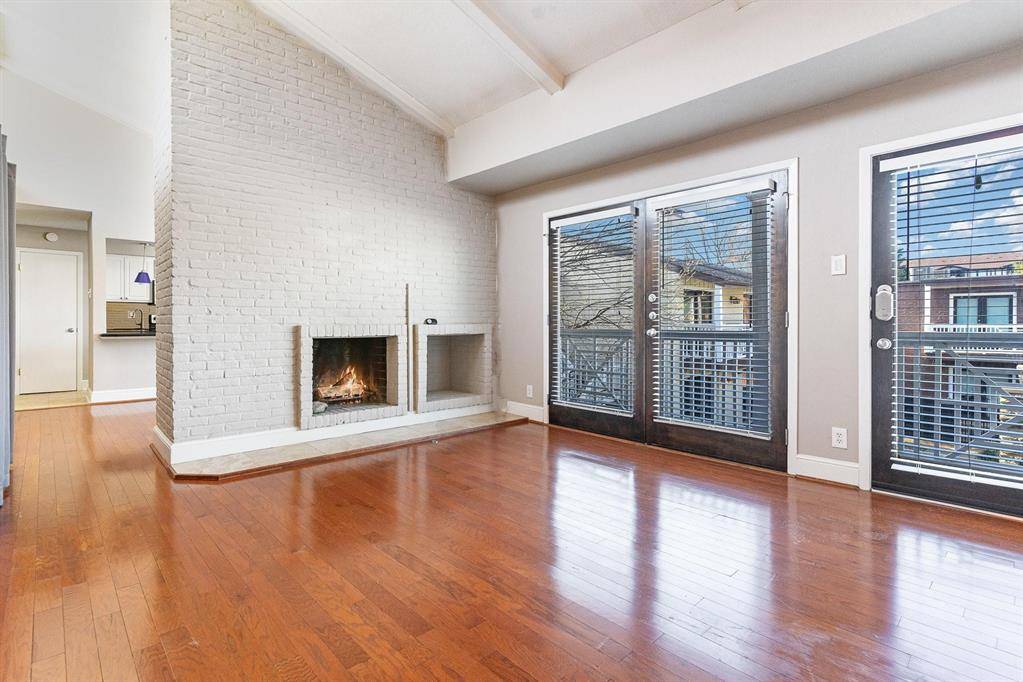 Dallas, TX 75206,5934 Sandhurst Lane #207