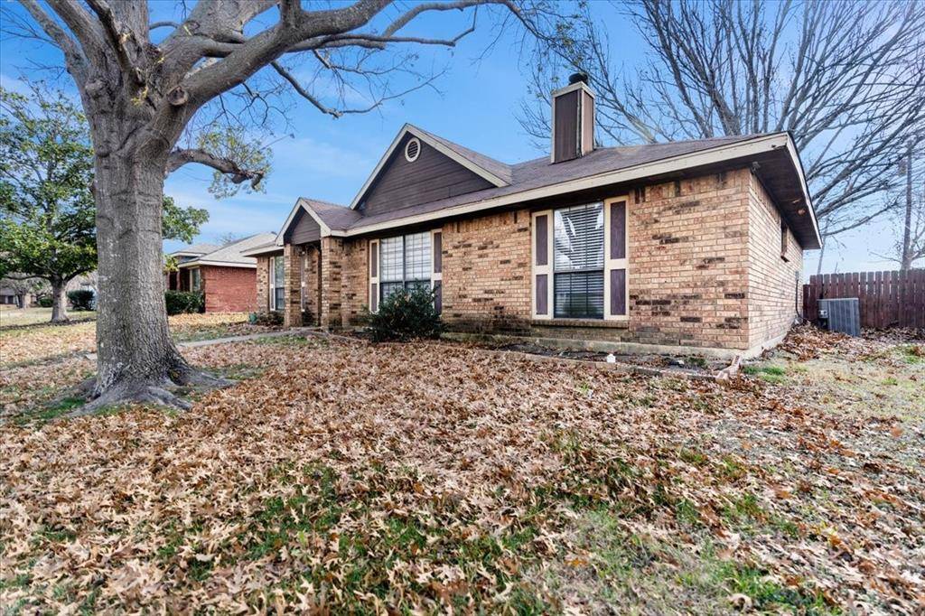 Rowlett, TX 75088,7910 Meadowlark Lane