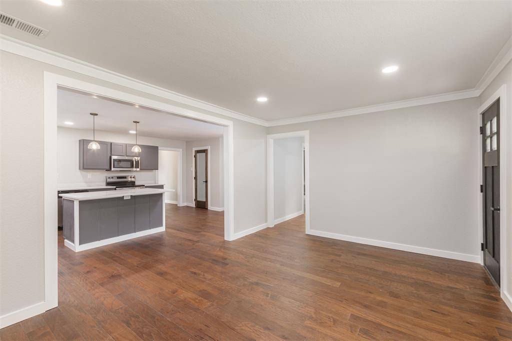 Canton, TX 75103,1024 Tower Street