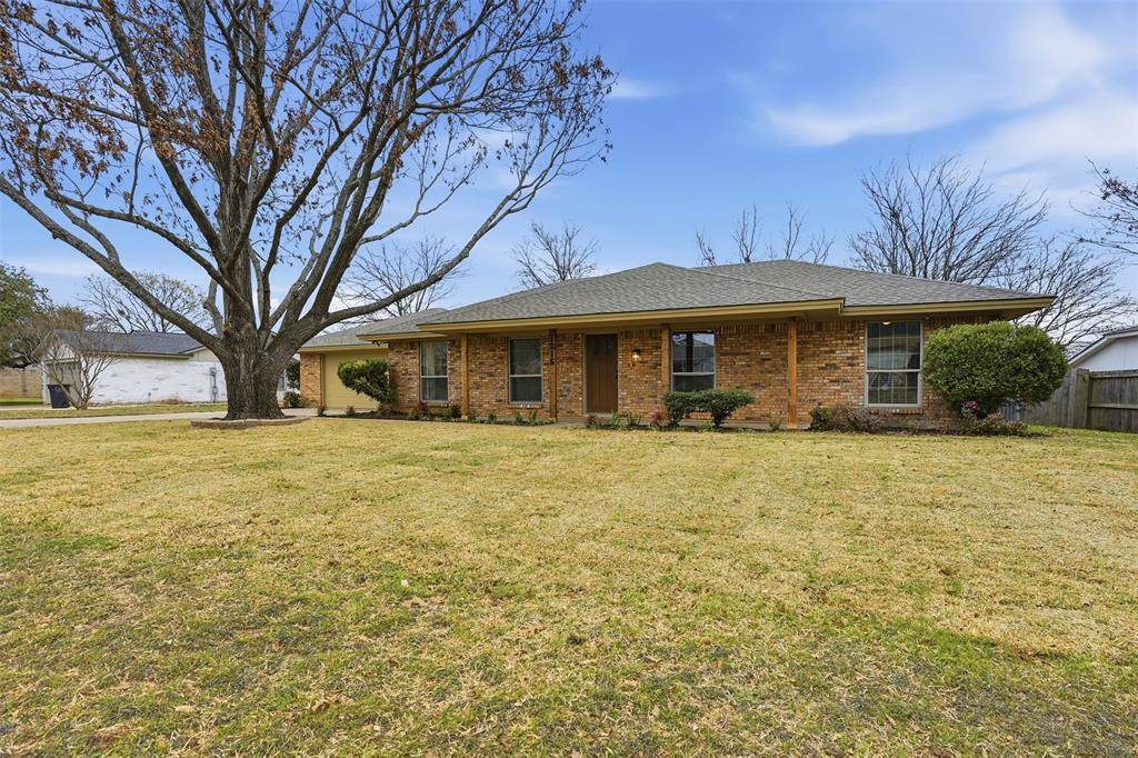 Cleburne, TX 76033,1215 Bradley Drive
