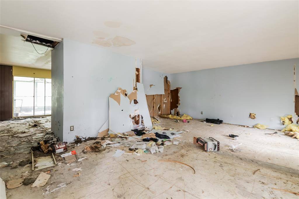 Garland, TX 75043,214 Independence Drive