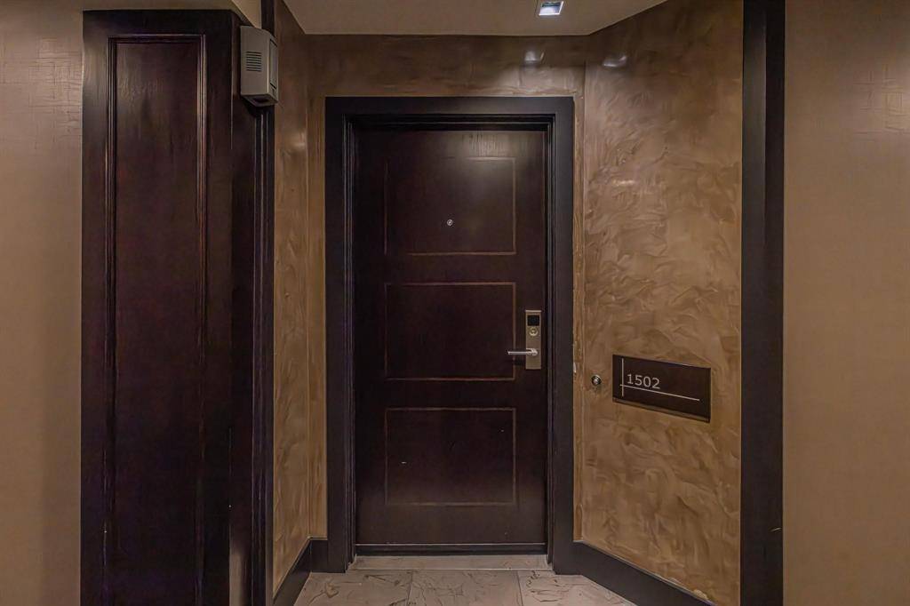 Dallas, TX 75225,5909 Luther Lane #1502