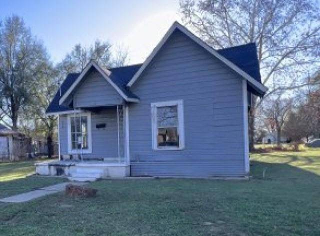 Hearne, TX 77859,507 Natchez Street