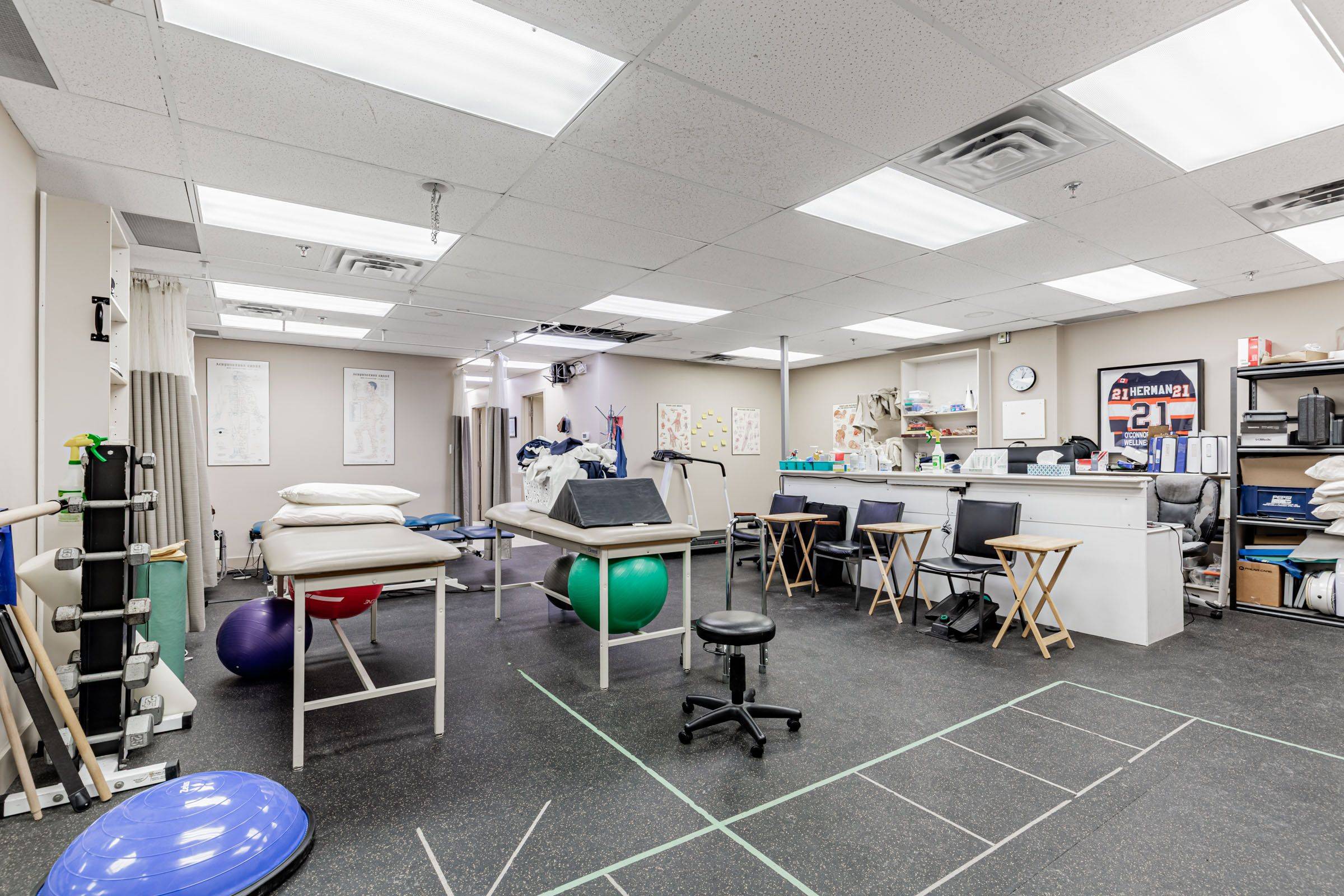 Toronto E03, ON M4B 2S7,945 O'connor DR #5