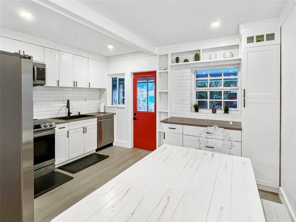 Fort Lauderdale, FL 33311,1641 NW 6th Ave