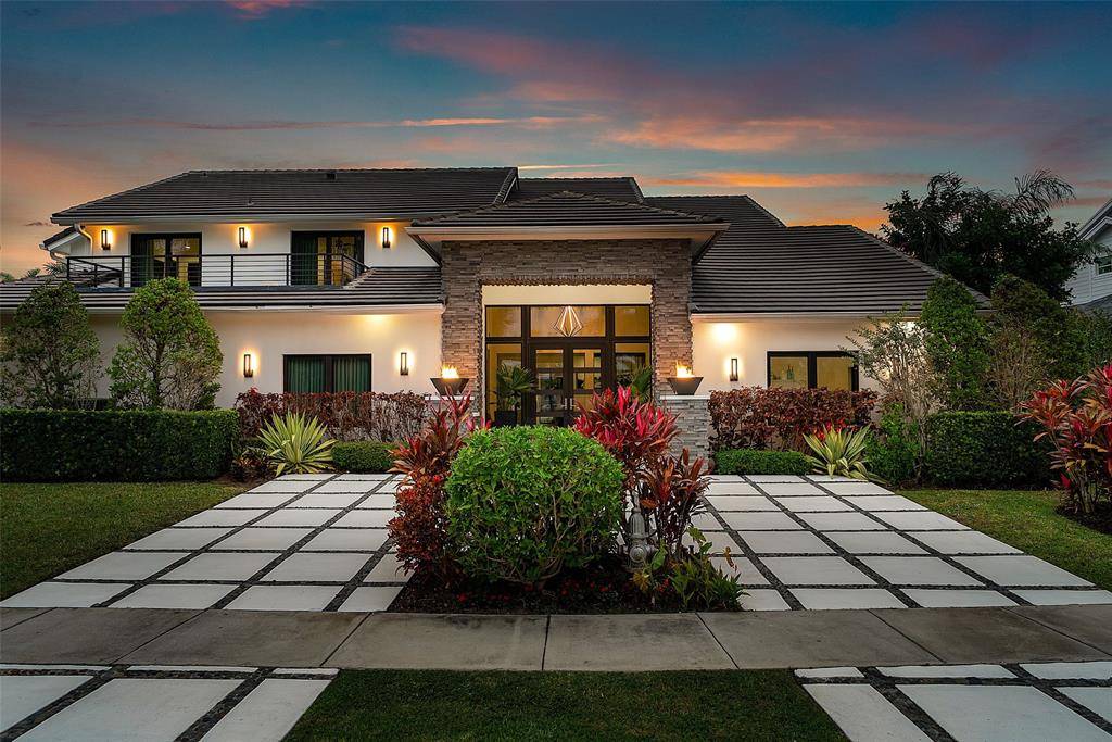 Boca Raton, FL 33487,737 NE Boca Bay Colony Dr