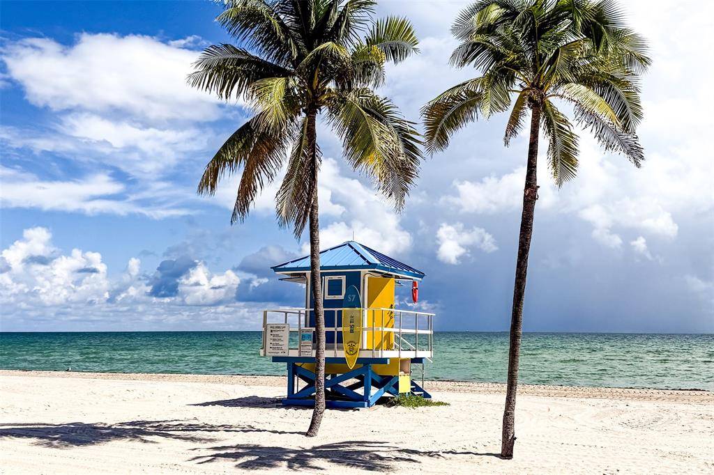 Hollywood, FL 33019,2205 S Surf Rd #4B