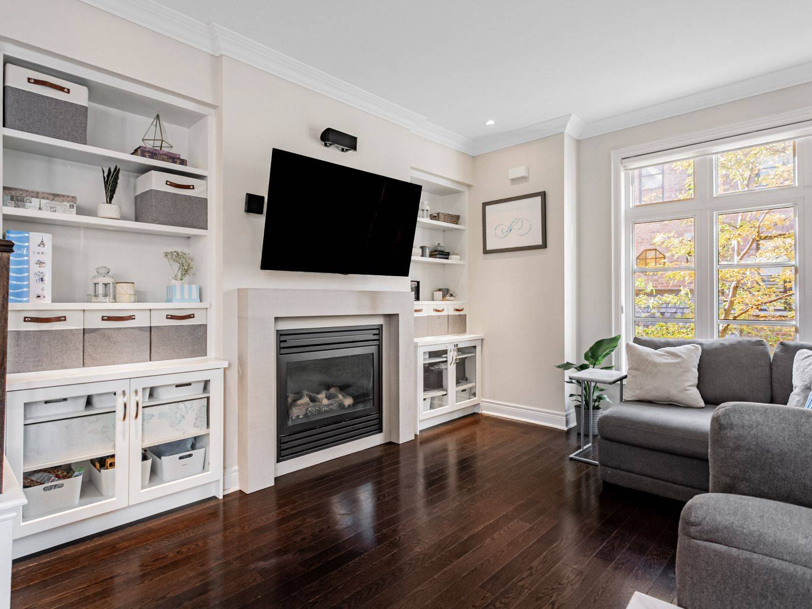 Mississauga, ON L4X 0A3,1812 Burnhamthorpe RD E #114