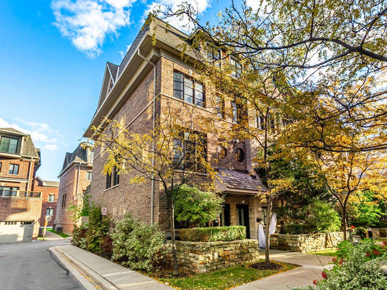 Mississauga, ON L4X 0A3,1812 Burnhamthorpe RD E #114