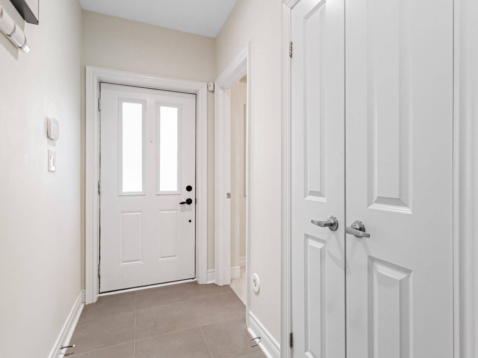 Mississauga, ON L4X 0A3,1812 Burnhamthorpe RD E #114