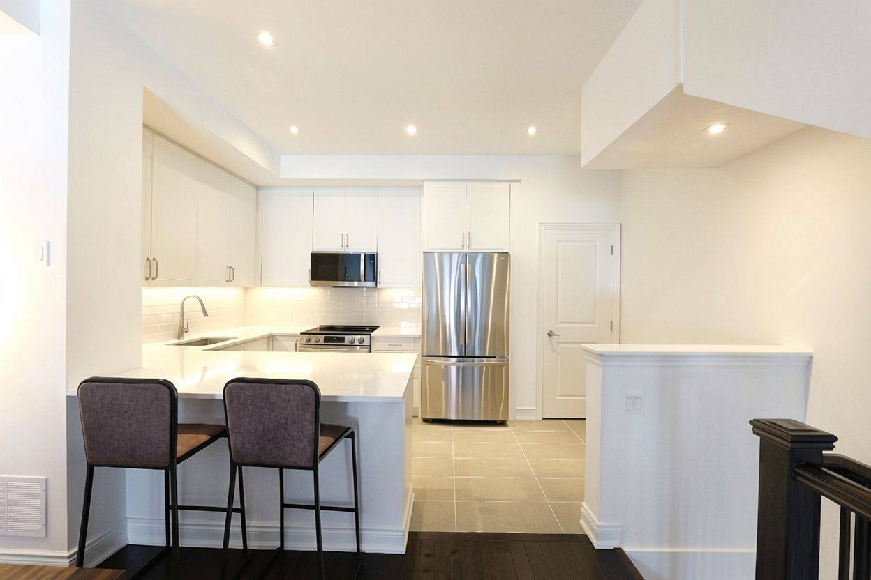 Mississauga, ON L5M 2R2,55 Lunar CRES #153