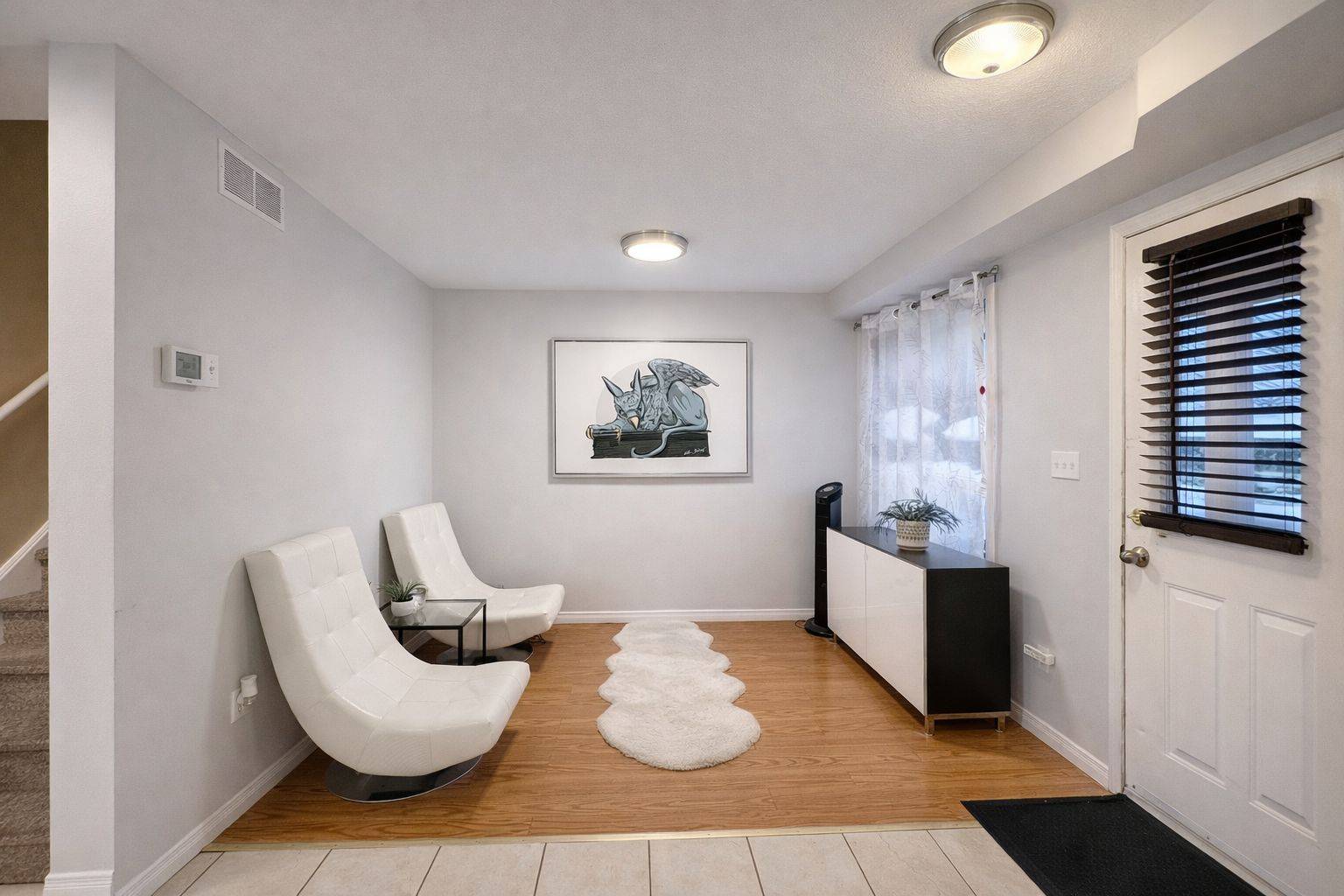 Guelph, ON N1E 3E9,142 York RD #5