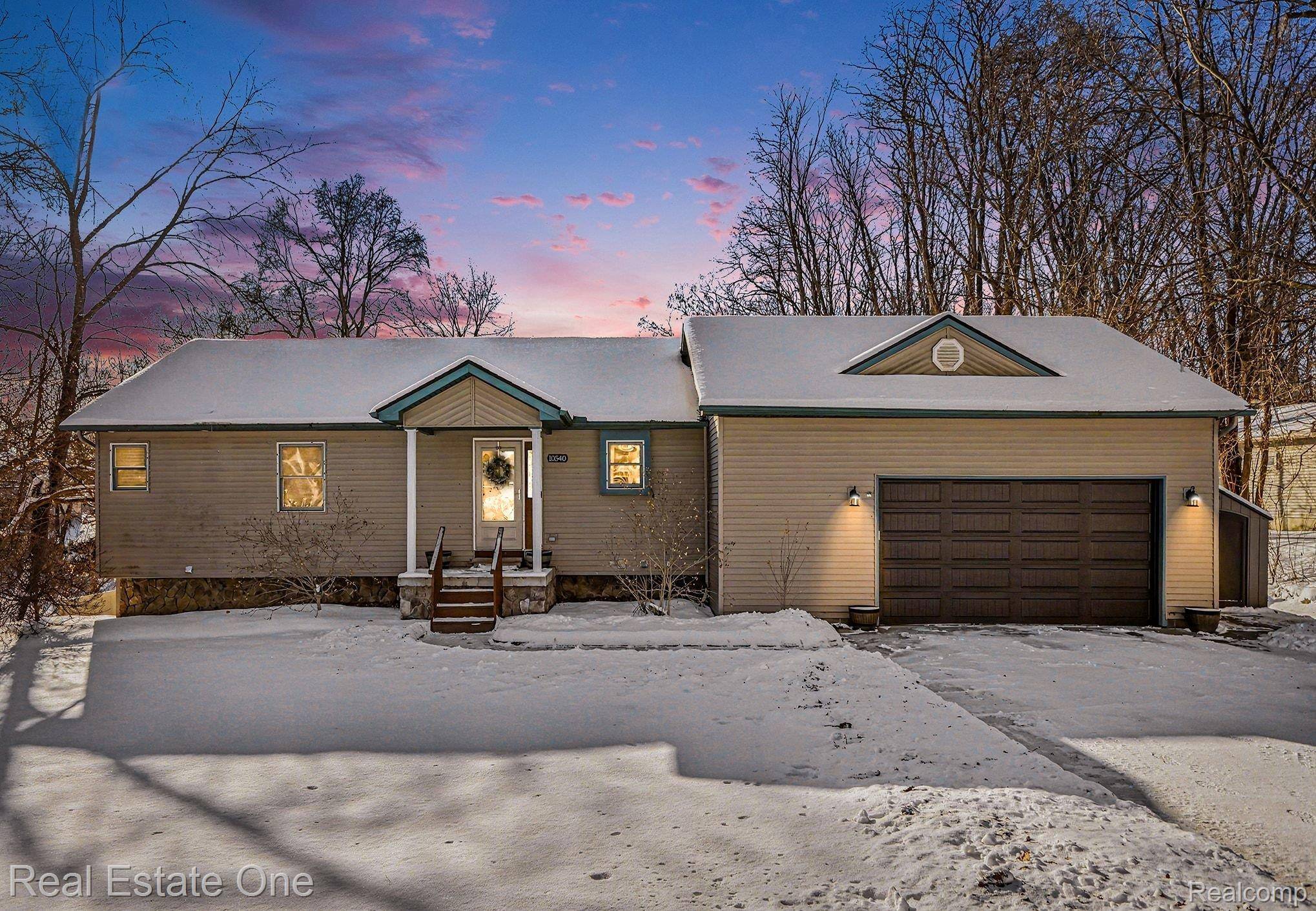 Brighton, MI 48116,10540 Kenrich DR